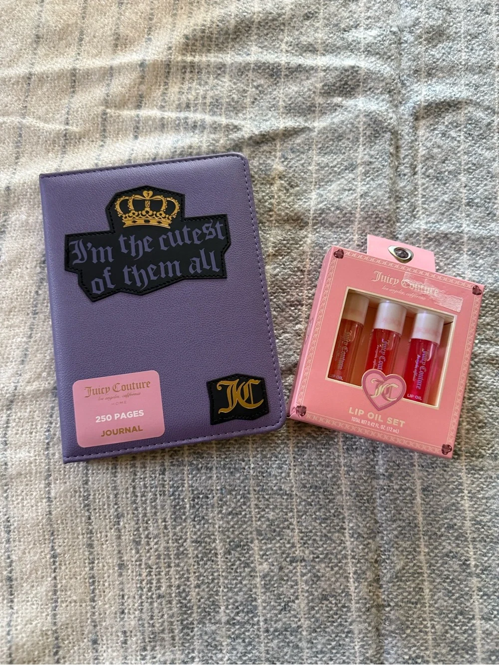 JUICY COUTURE I’M THE CUTEST OF THEM ALL 250 PG JOURNAL W LIP OIL SET